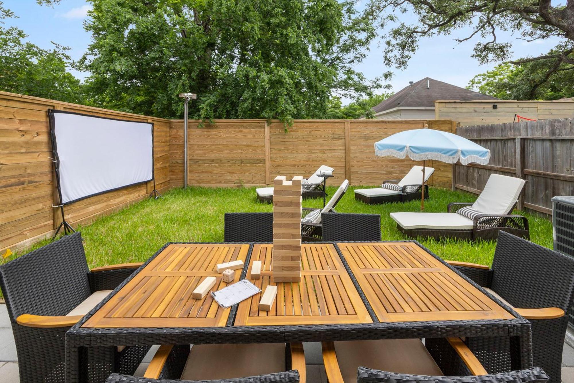 Вилла Central 4Bd - Outdoor Movie - Ping Pong - Bbq Хьюстон Экстерьер фото